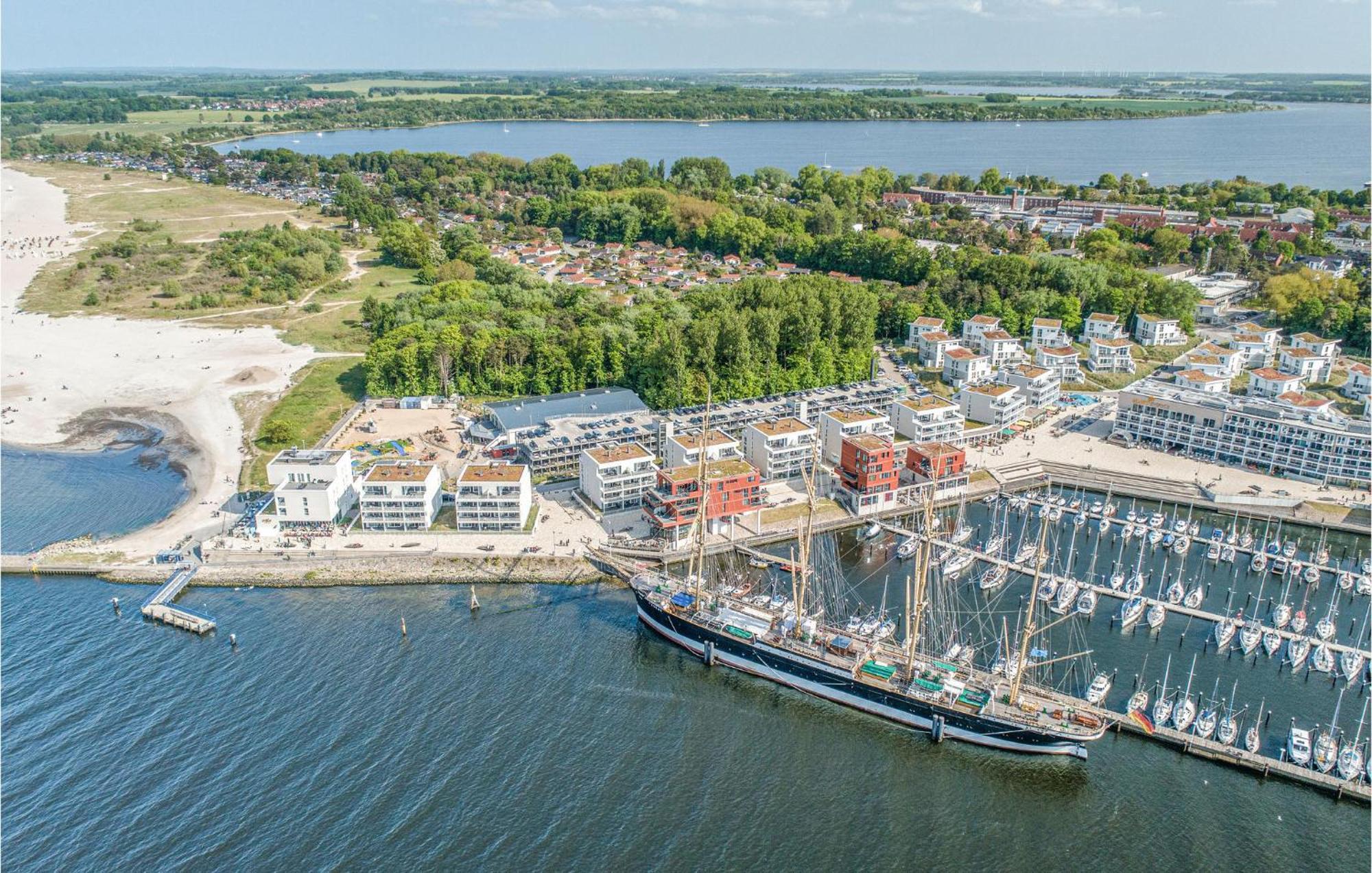 Amazing Apartment In Luebeck Travemuende With Sauna Buitenkant foto